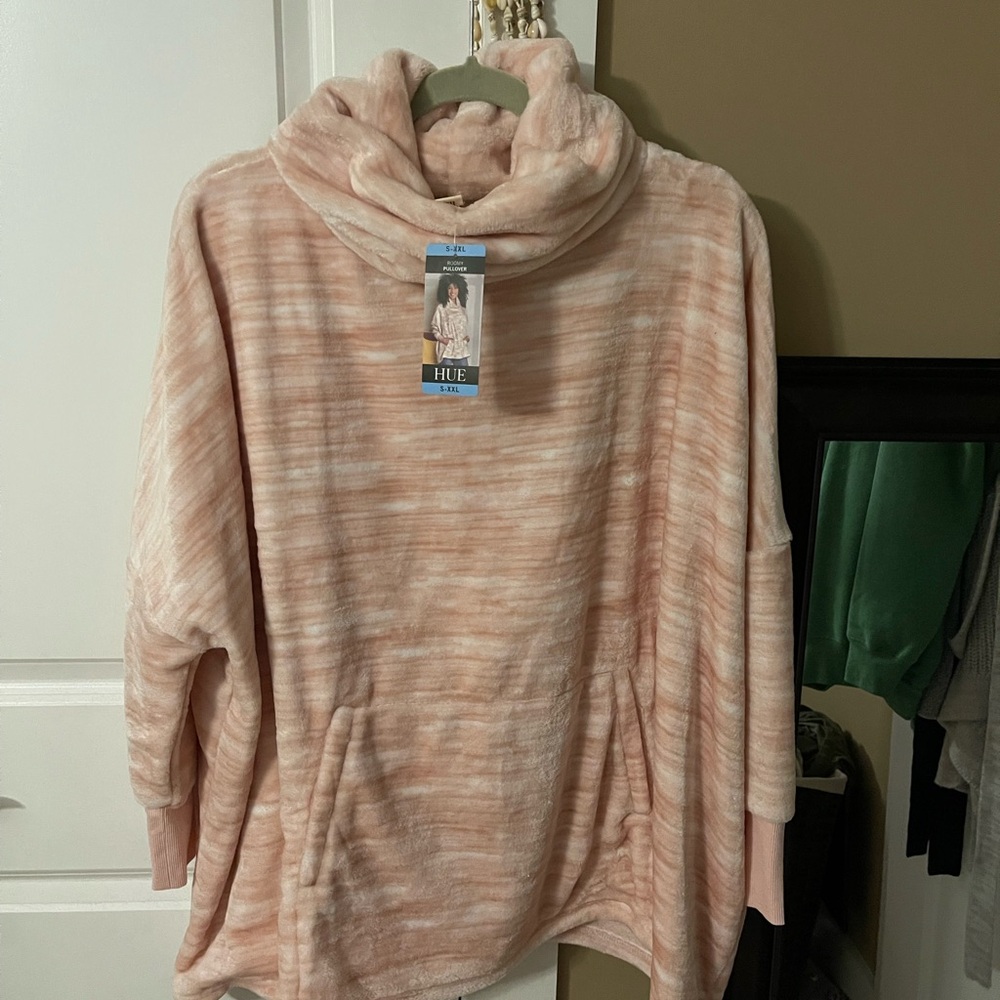 HUE Women's Soft Peach Cowl Neck Sweater